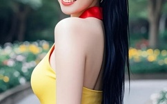 美女脱了胸罩给帅哥揉